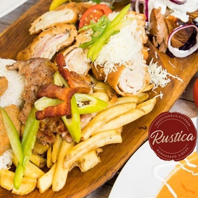 A siófoki Rustica tradícionális magyaros étterem finom ételekkel és 15% kedvezménnyel várja !